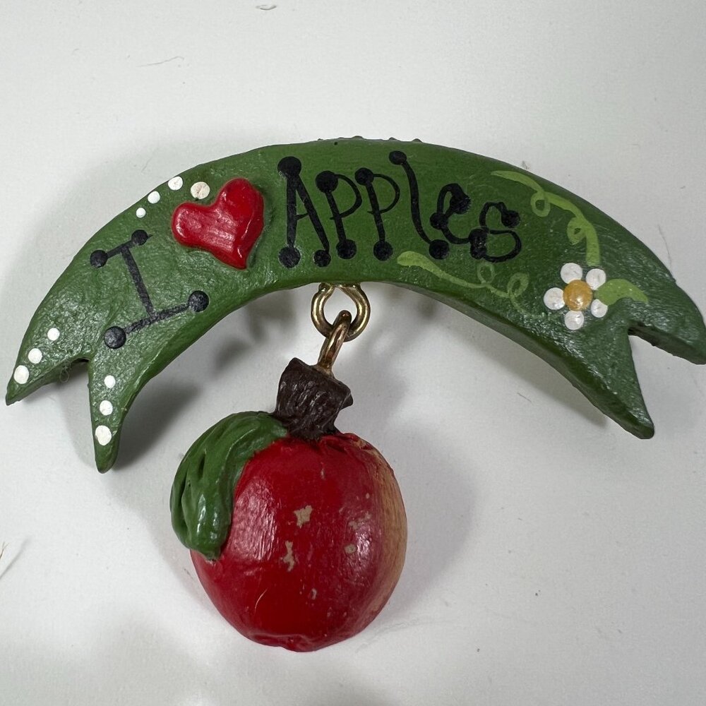 I Love Apples Hand-Painted Wooden Pin Brooch With Dangling Apples - Picture 3 of 3